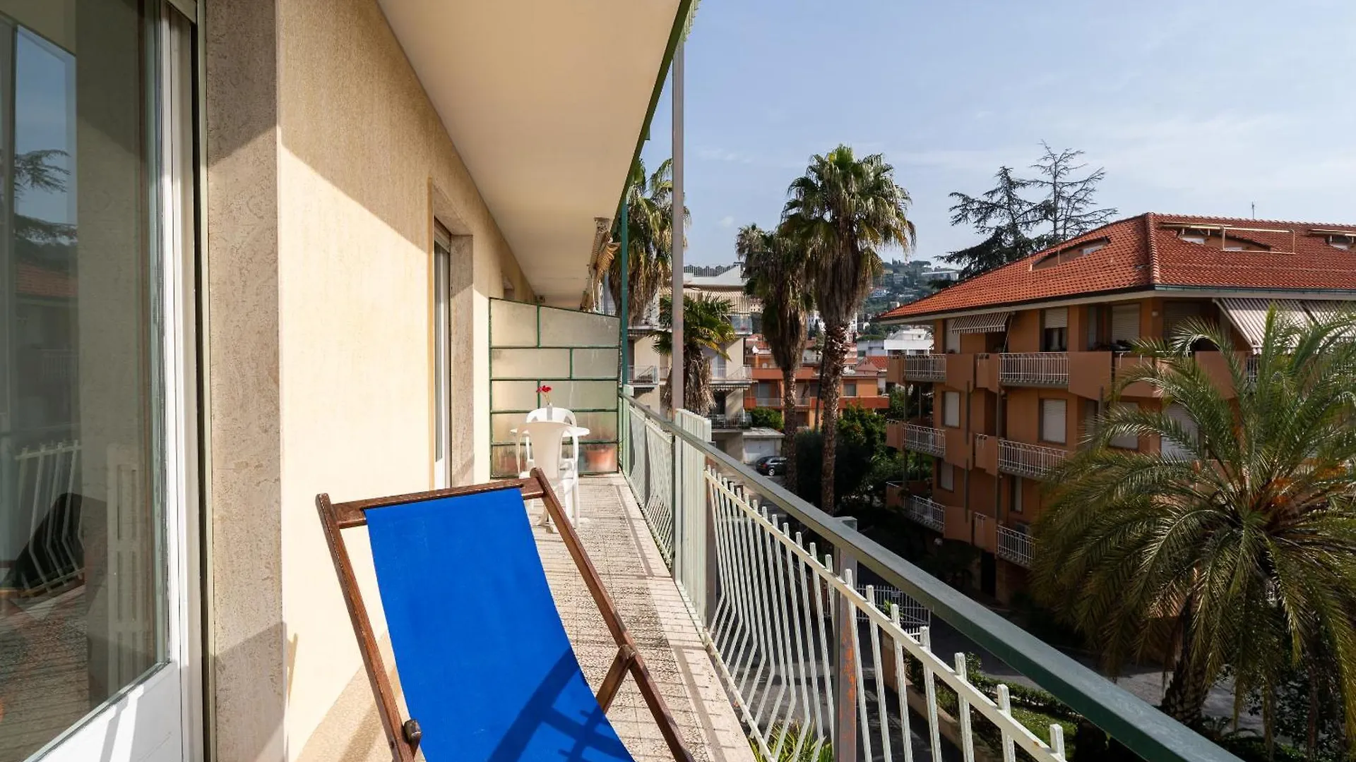 Casa Silvia - Central - Terrace - Wifi Bordighera Apartment